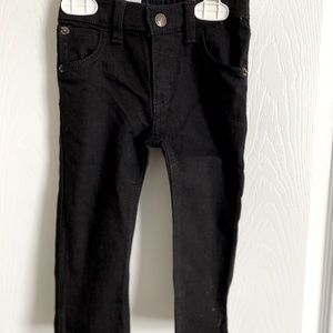 Crazy 8 Boy Rocker jeans in color black 18-24 mth